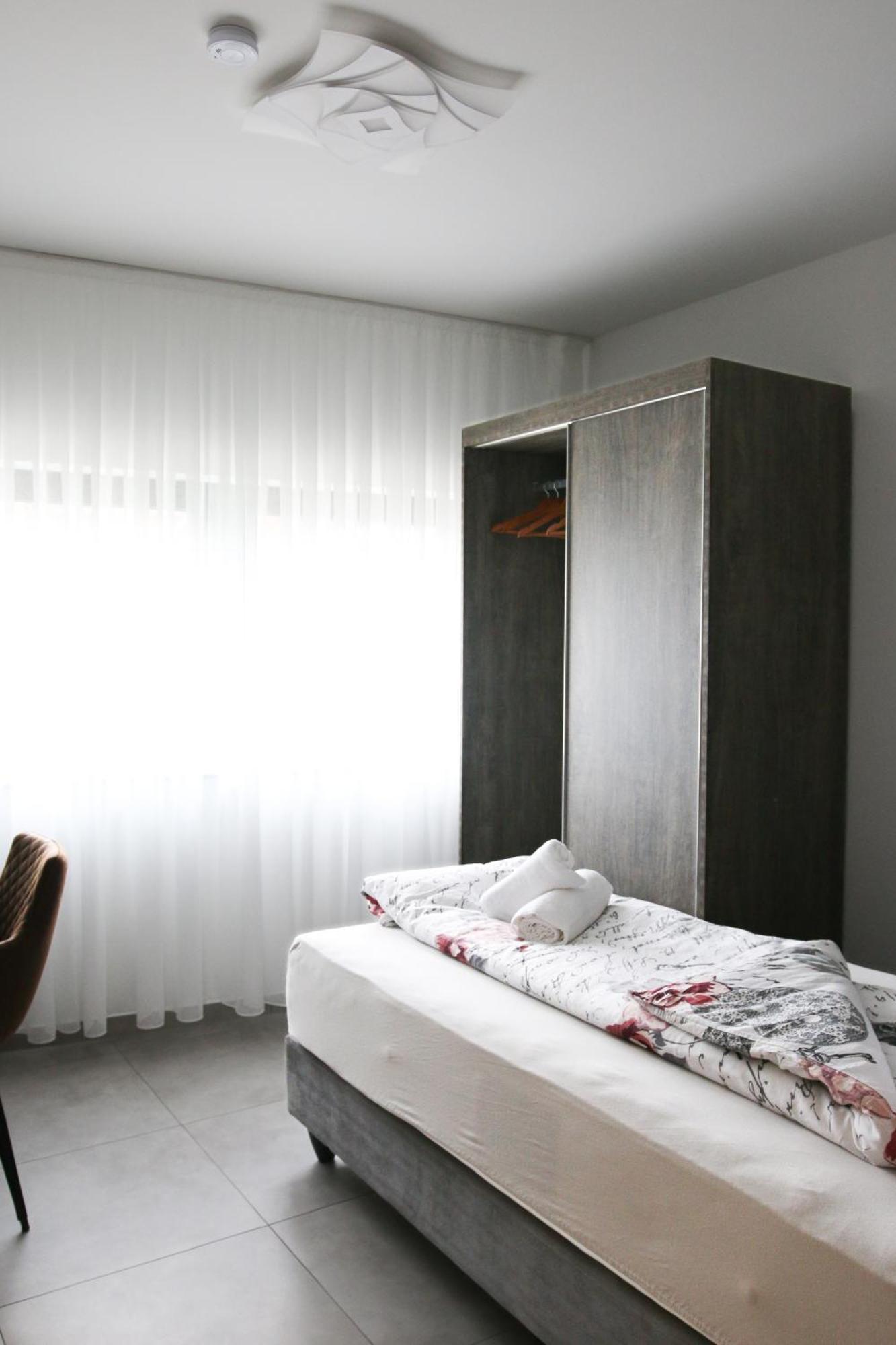 Hotel Loewenstein Lich Εξωτερικό φωτογραφία