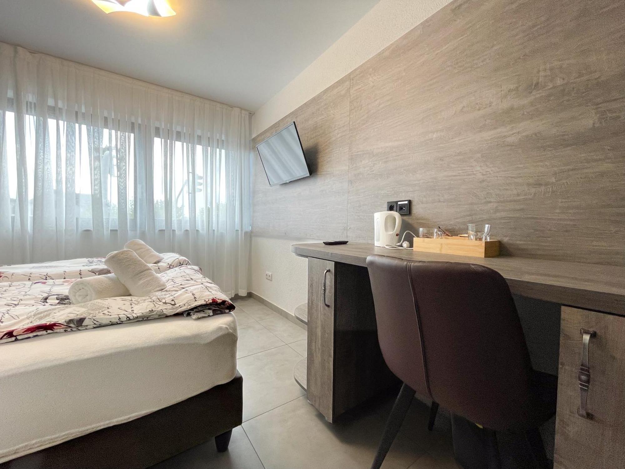 Hotel Loewenstein Lich Εξωτερικό φωτογραφία